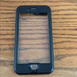 Black IPhone 7 Plus Lifeproof case